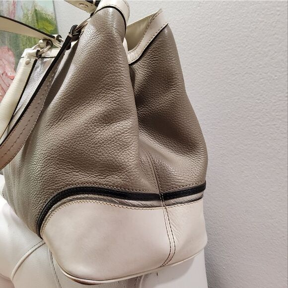 Coach Laura Spectator Tote - Picture 5 of 15